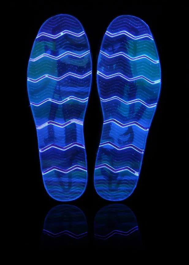 Nike STINKWEEN Shoes — image 7
