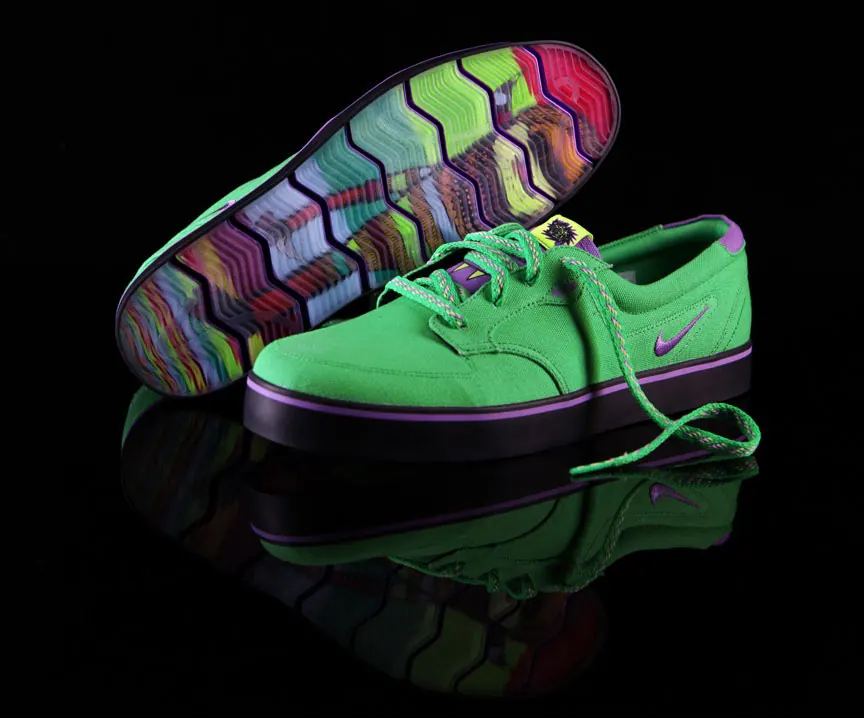 Nike STINKWEEN Shoes — image 15